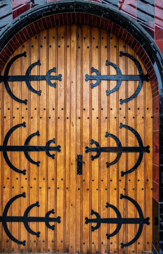 La Chapelle De Verre, Un Lieu Unique Au Monde Ronquieres